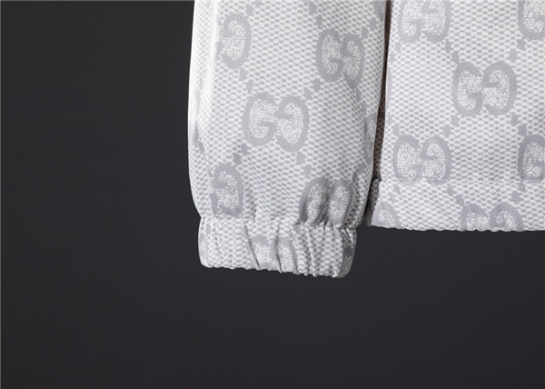 ブランドジャケット角部分ディテール